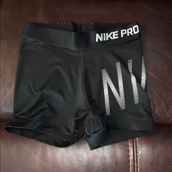 Nike pros - Picture 1 of 2